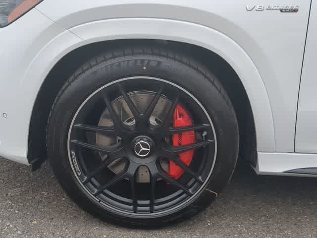 New 2026 MANUFAKTUR Moonlight White Metallic Mercedes-Benz AMG® GLE 63 S 4MATIC+ Coupe image 13