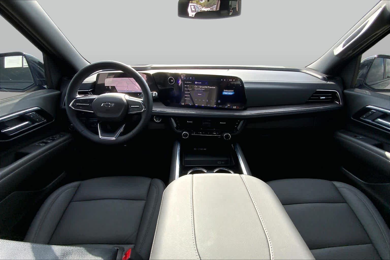 Used 2026 Black Chevrolet Z71 image 30