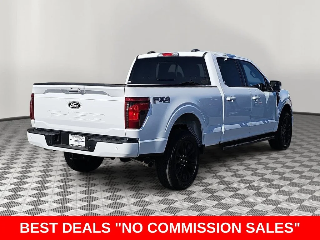 New 2026 Oxford White Ford XLT image 3