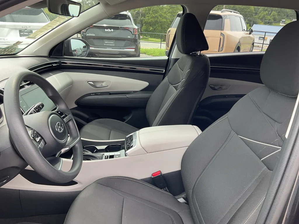 Used 2022 Portofino Gray Hyundai SEL image 21