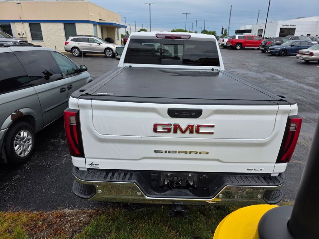 Used 2025 Summit White GMC SLT image 3