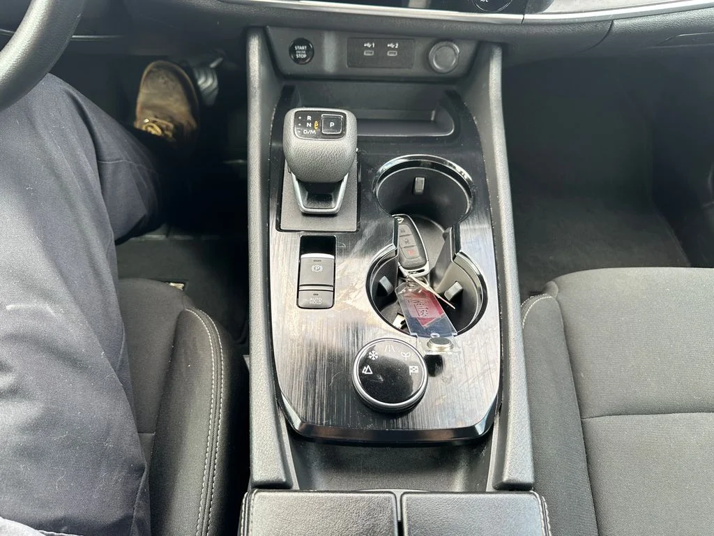 Used 2024 Black Nissan S image 18