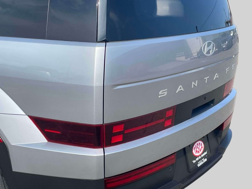 Certified Used 2025 Silver Hyundai SE image 11