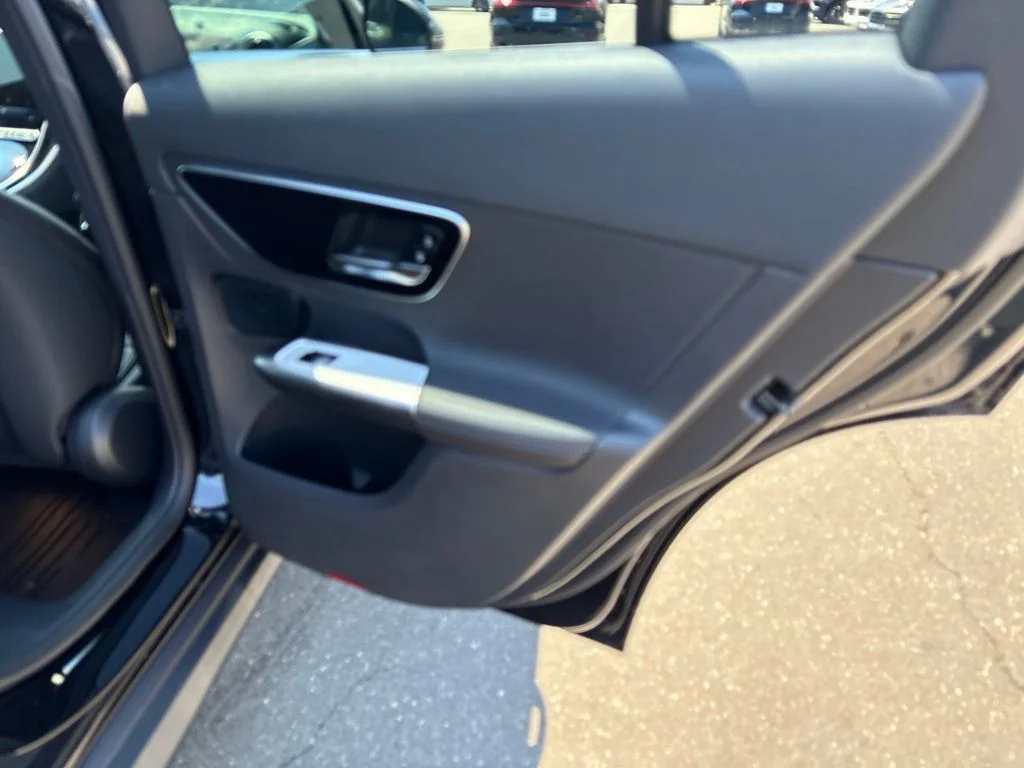 New 2027 Obsidian Black Metallic Mercedes-Benz GLC 300 image 61