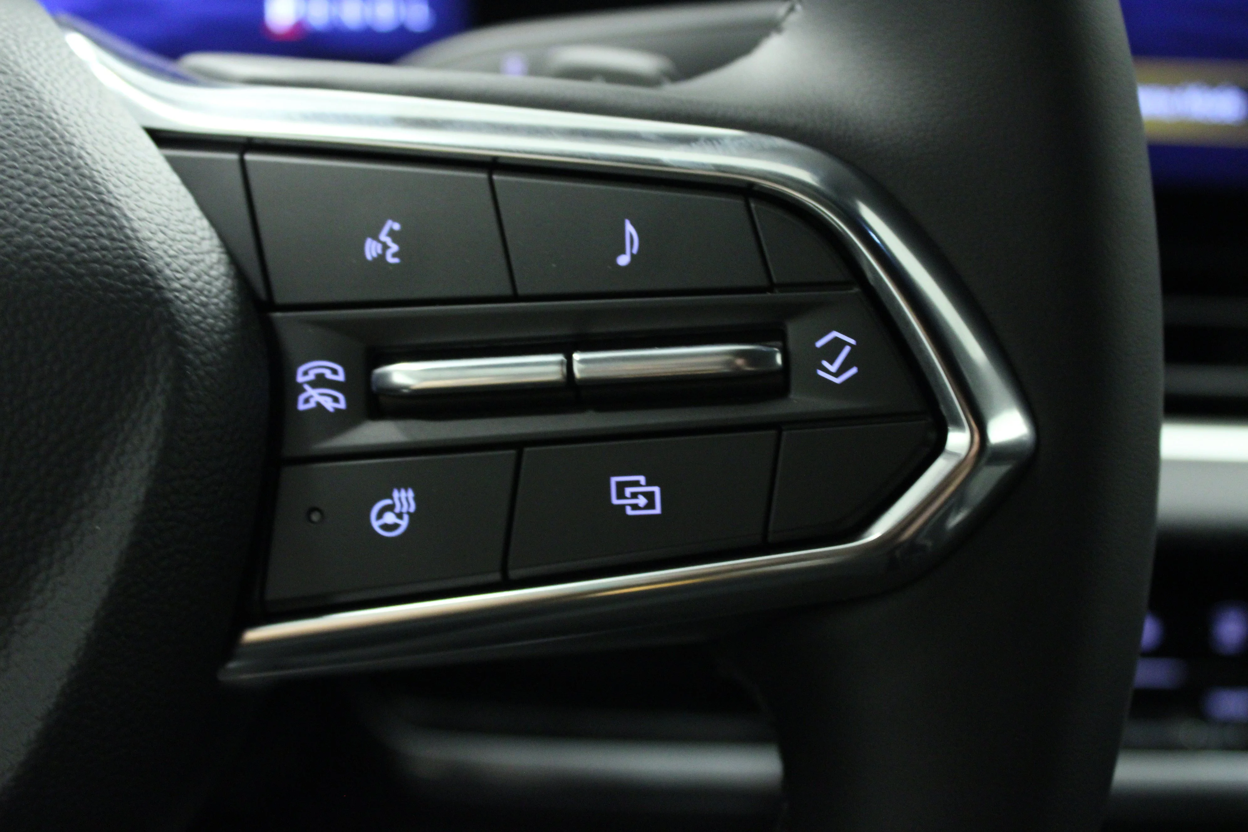 2027 Chevrolet Equinox LT - Photo 21