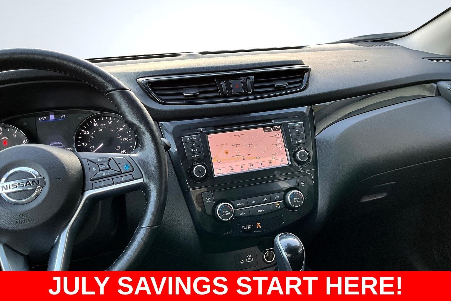 Used 2022 Silver Nissan SL image 12