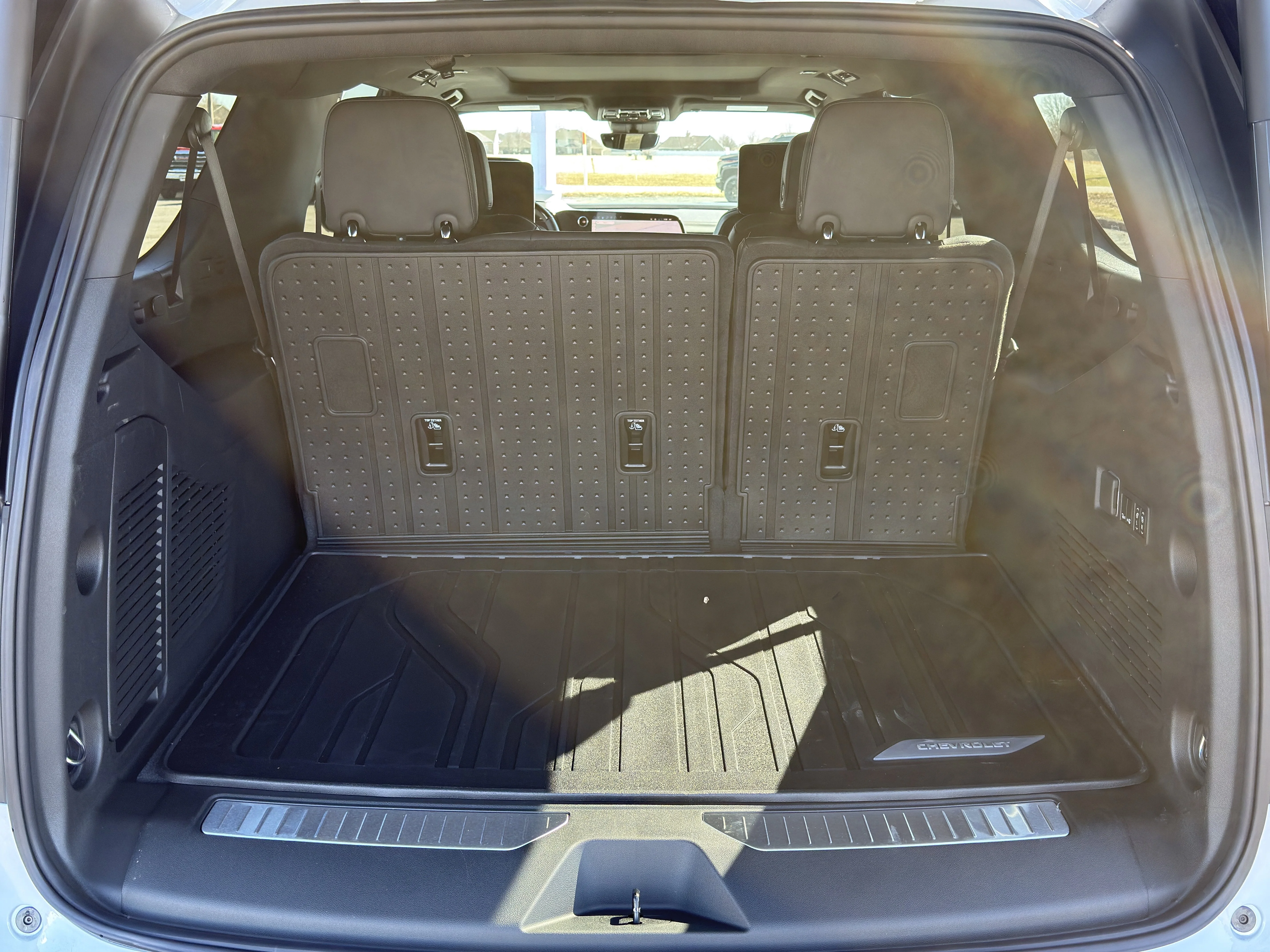 2026 Chevrolet Suburban High Country - Photo 11