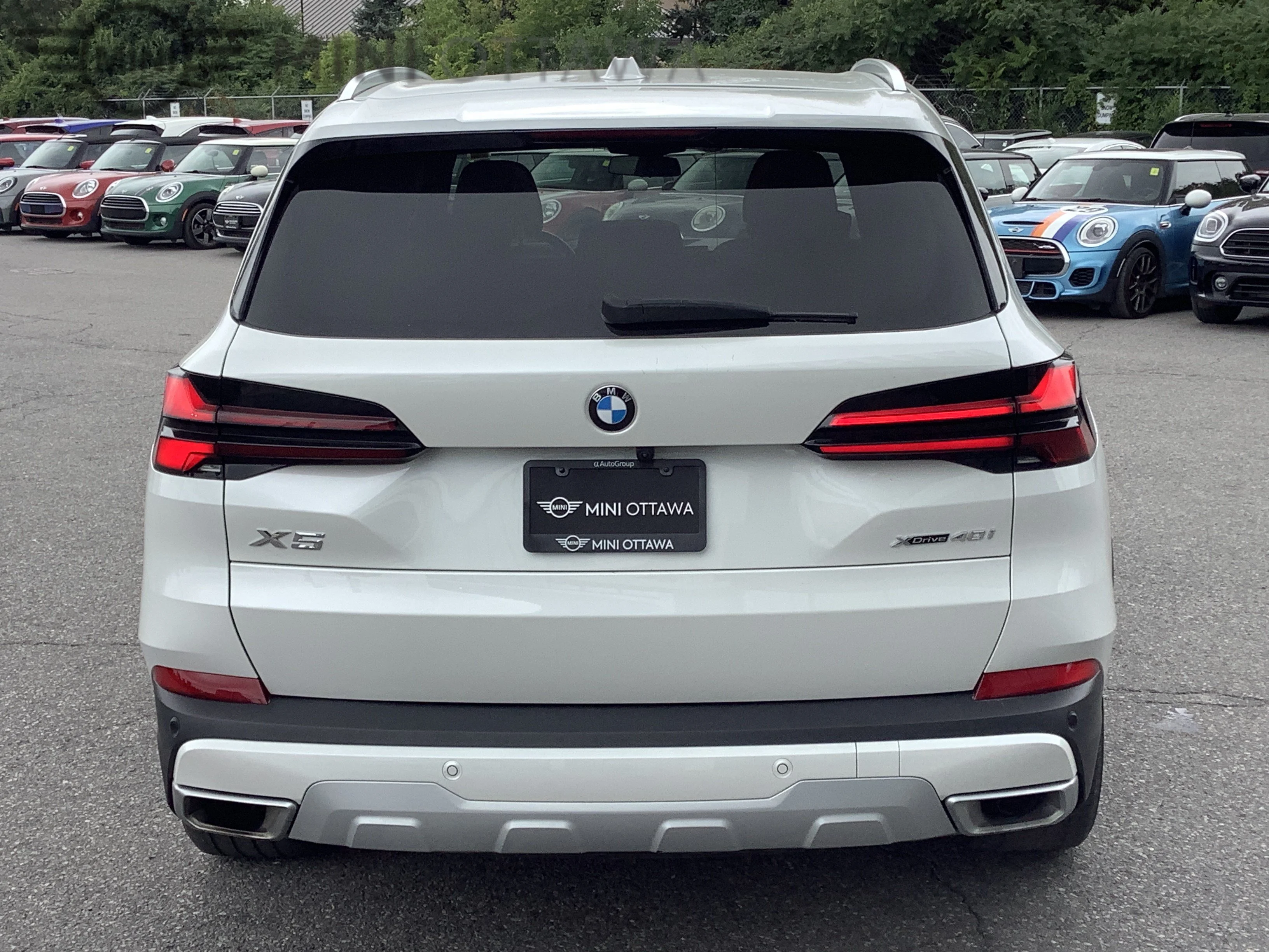 Used 2024  BMW xDrive40i image 24