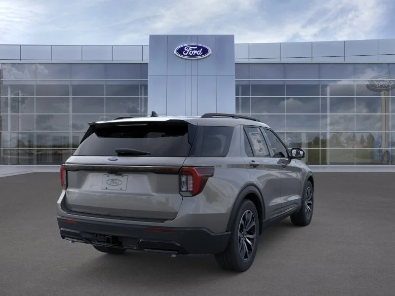 New 2026 Carbonized Gray Metallic Ford ST-Line image 8