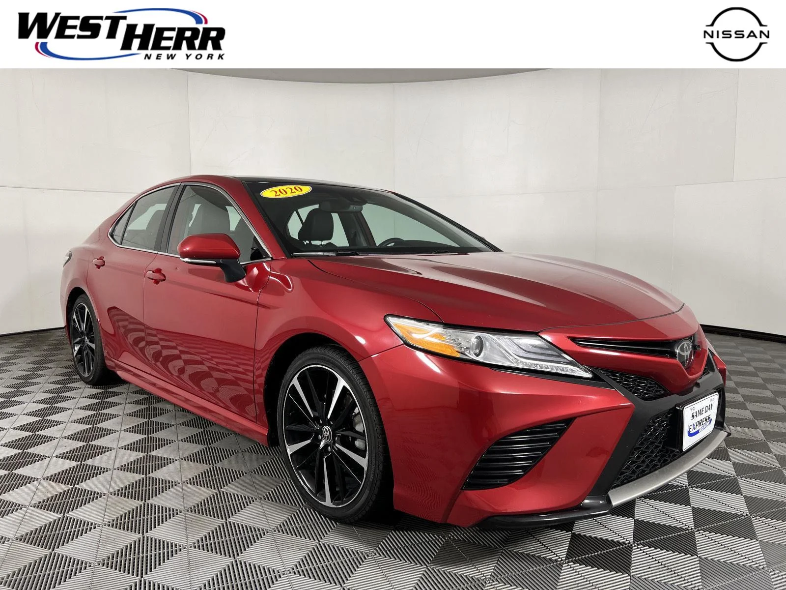 Used 2020 Supersonic Red Toyota XSE image 1