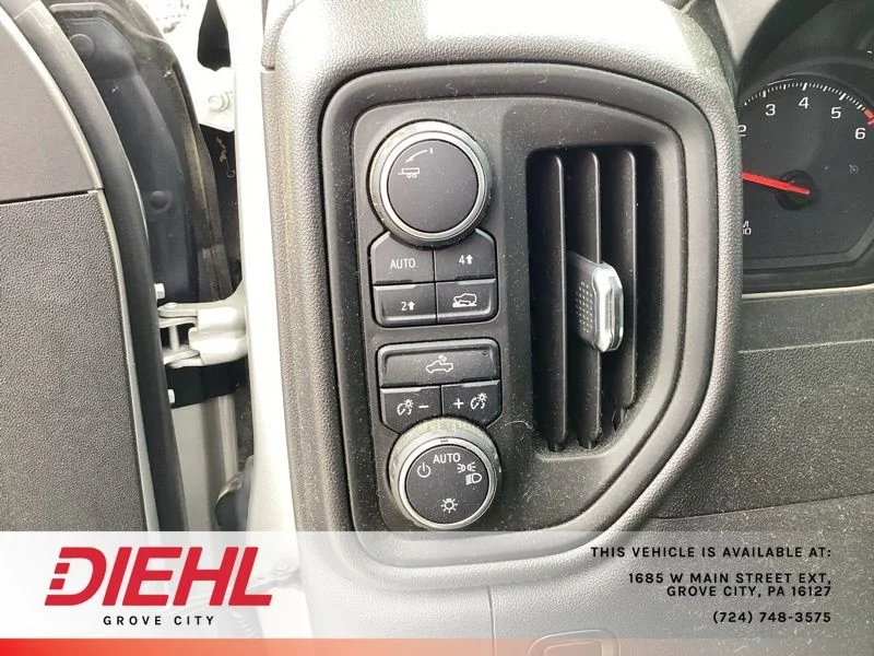 Used 2021 Silver Chevrolet Custom image 24