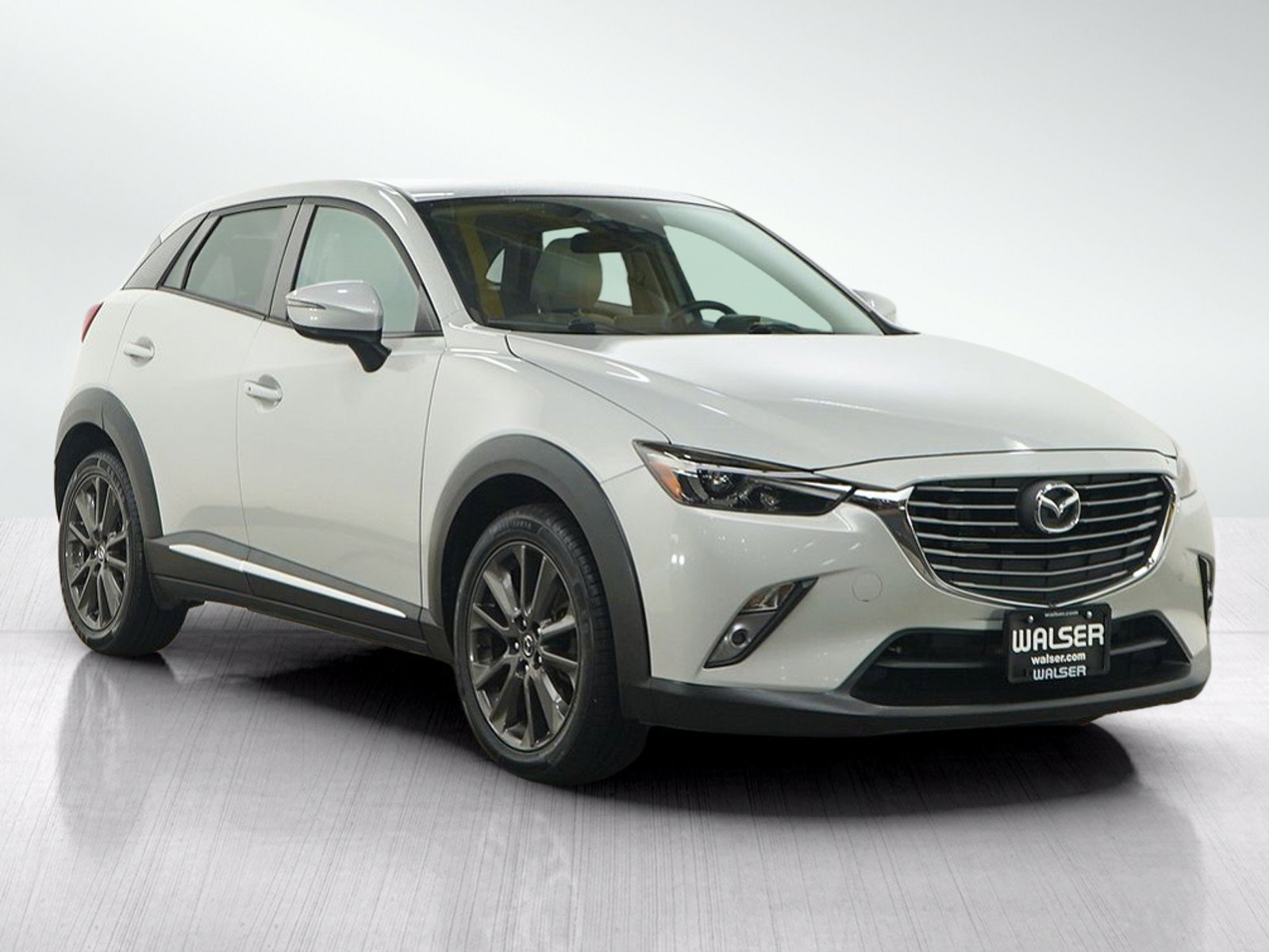 Used 2016 Crystal White Pearl Mica Mazda Grand Touring image 7