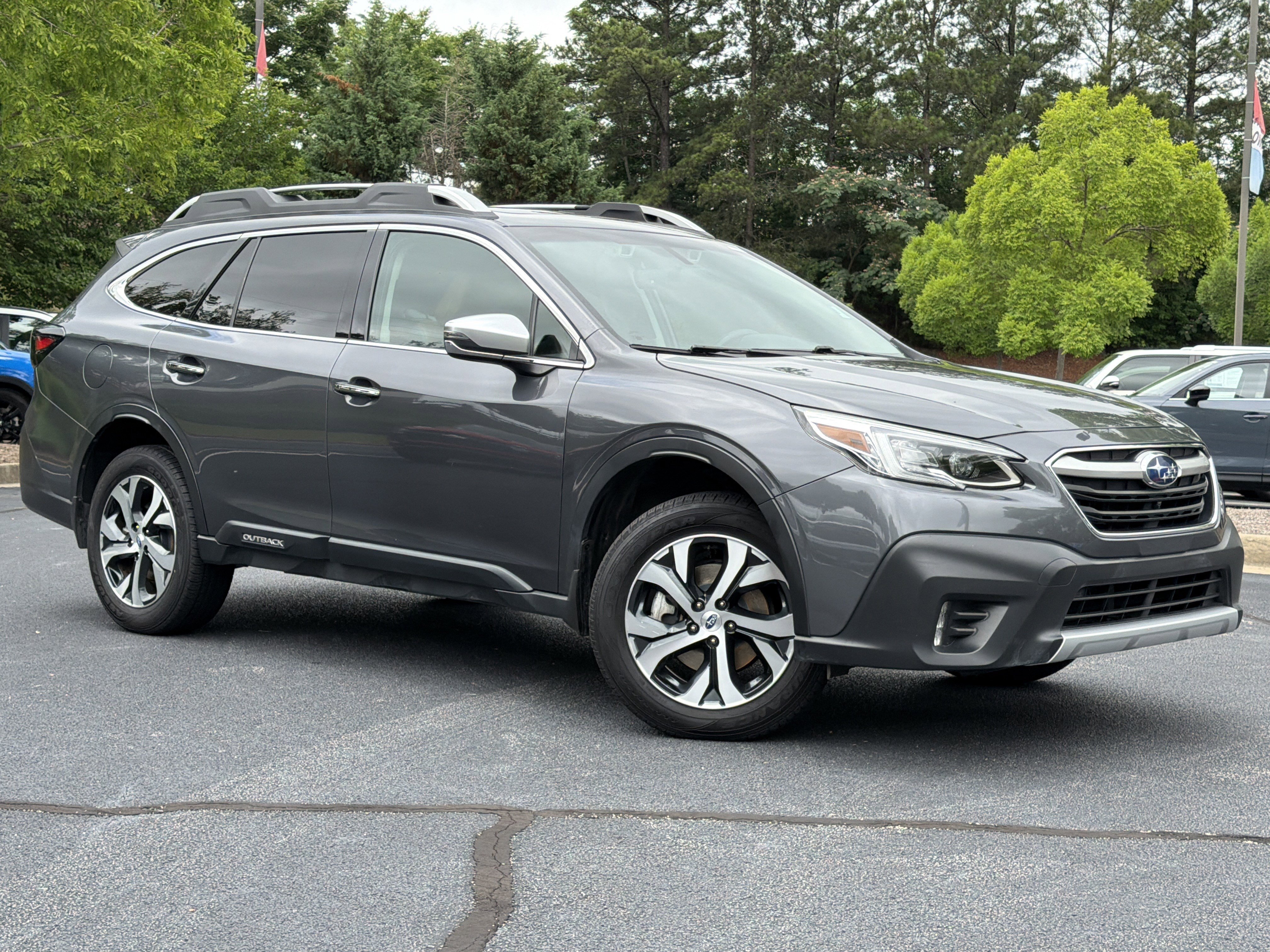 2021 Subaru Outback Touring's photo