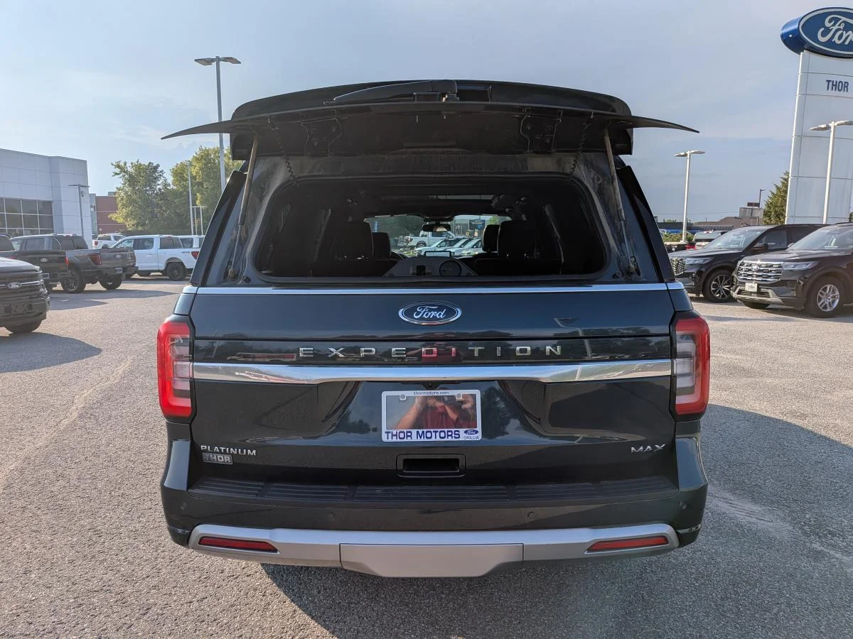 Used 2022 Blue Ford Platinum Max image 7