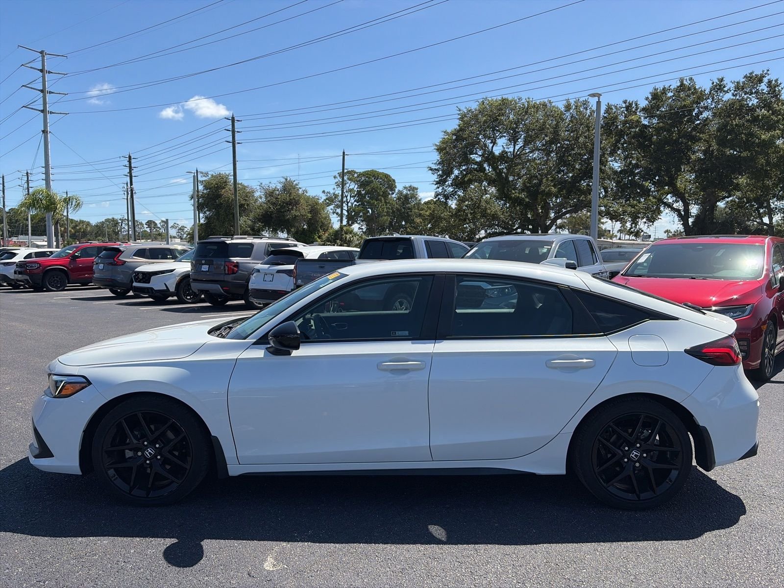 Certified Used 2022 Platinum White Pearl Honda Sport image 4