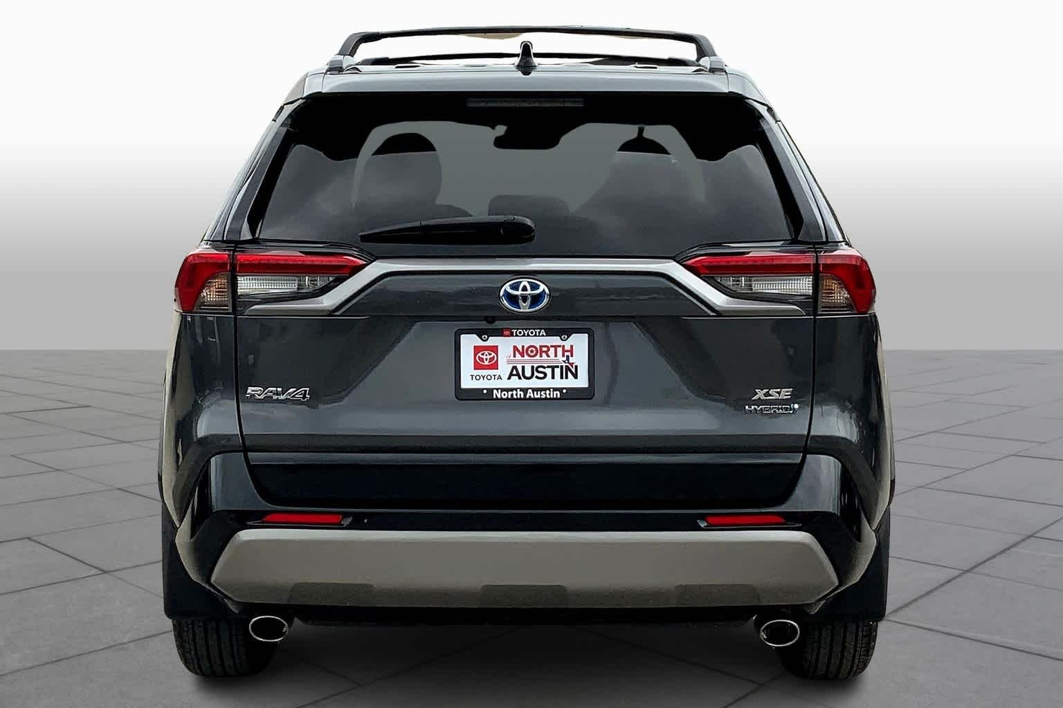Used 2023 Magnetic Gray Metallic/Midnight Black Metallic Toyota Hybrid XSE image 4
