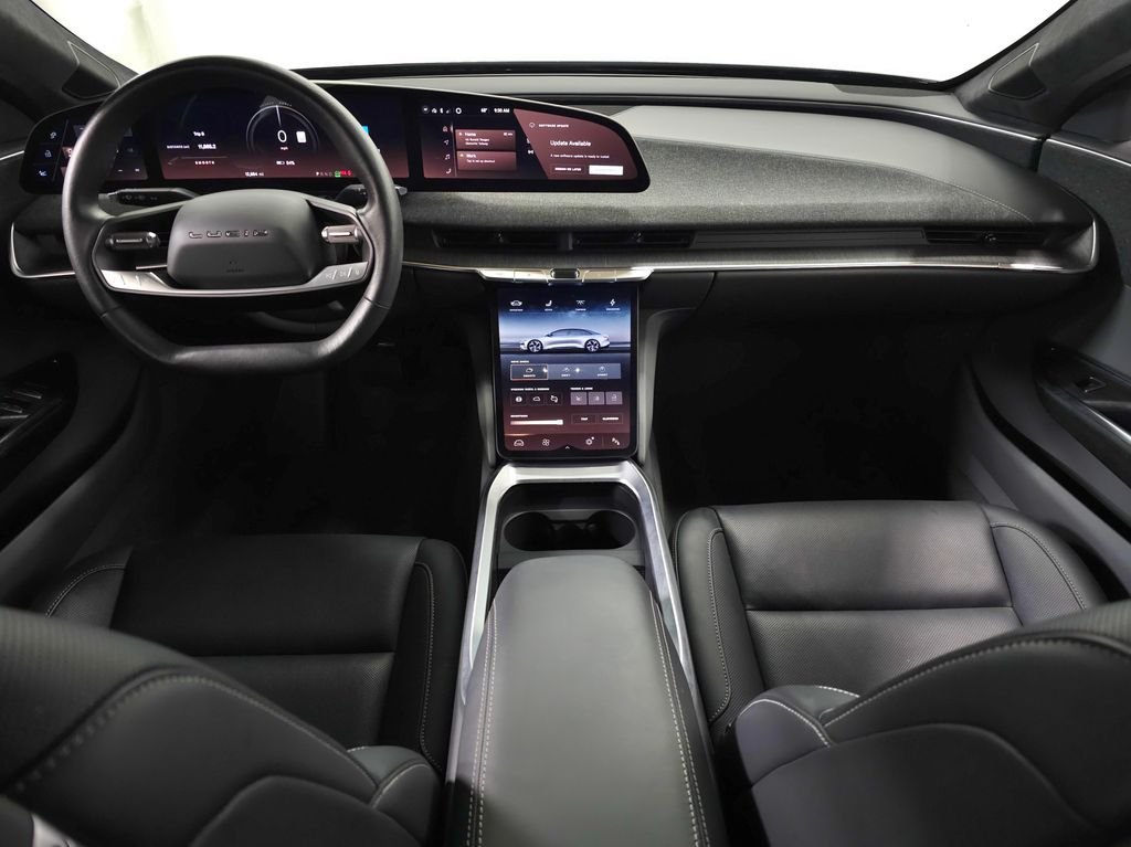 Used 2024 Red Lucid Touring image 13