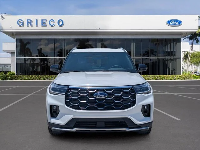 New 2026 Star White Metallic Tri-Coat Ford Platinum™ image 16
