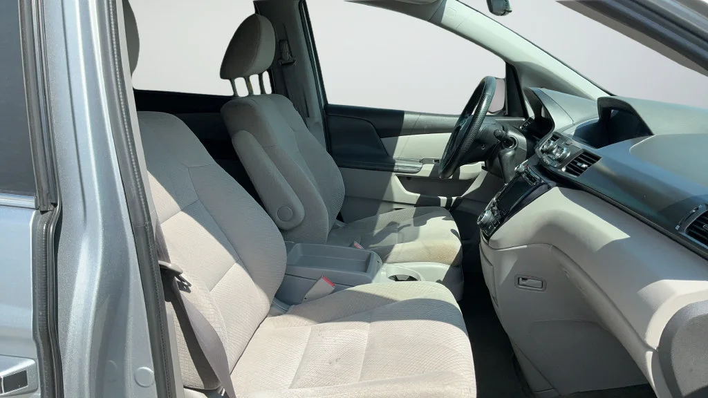 Used 2017 Lunar Silver Metallic Honda EX image 20