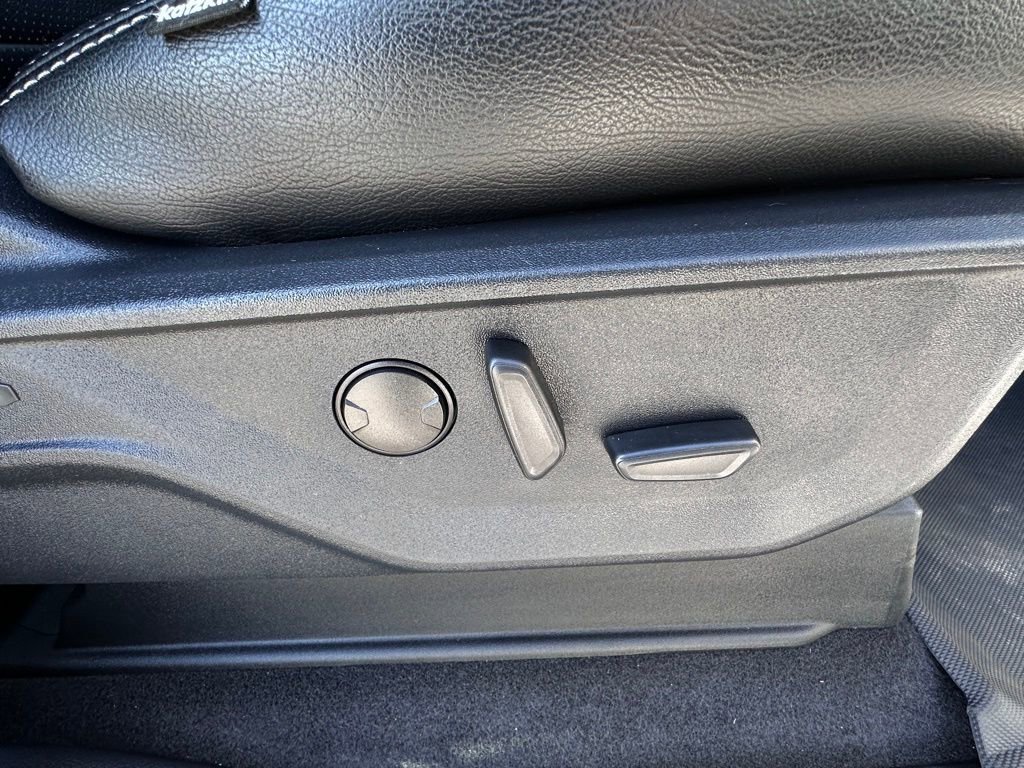 Used 2023 White Ford XLT image 13