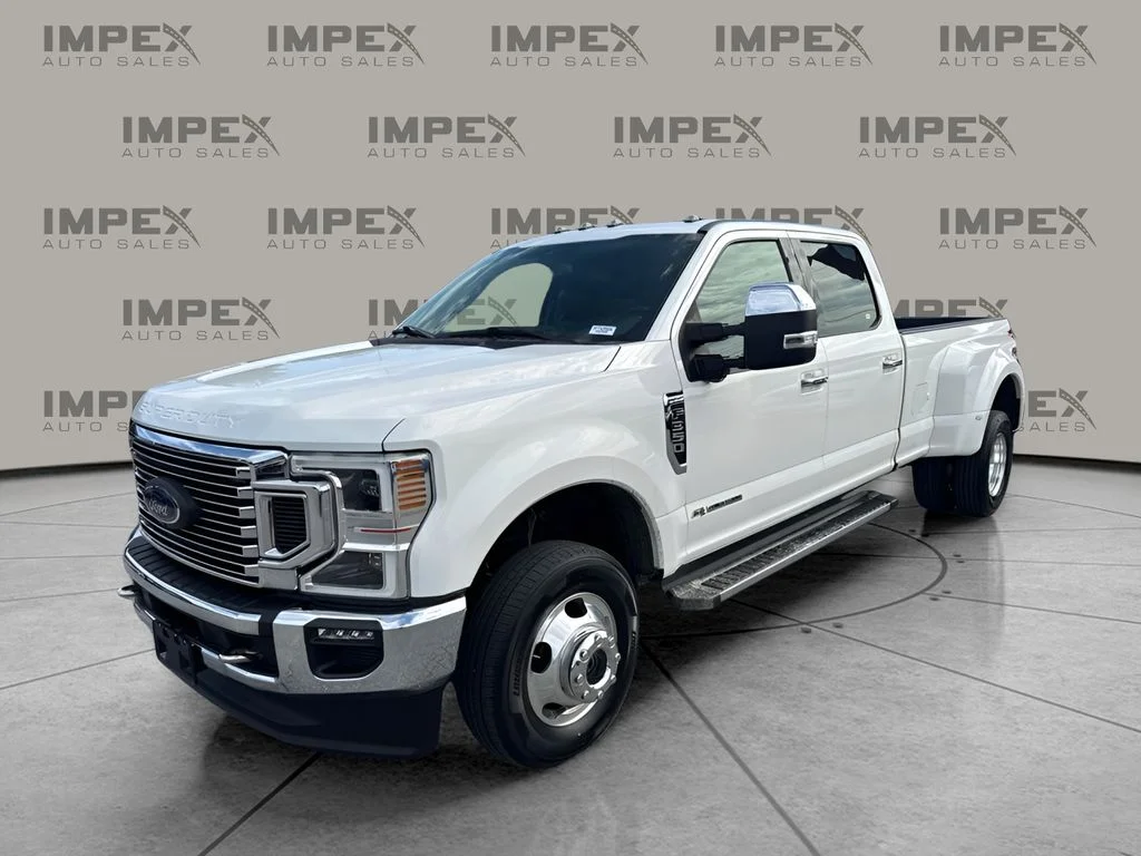 Used 2021 White Ford Lariat image 1