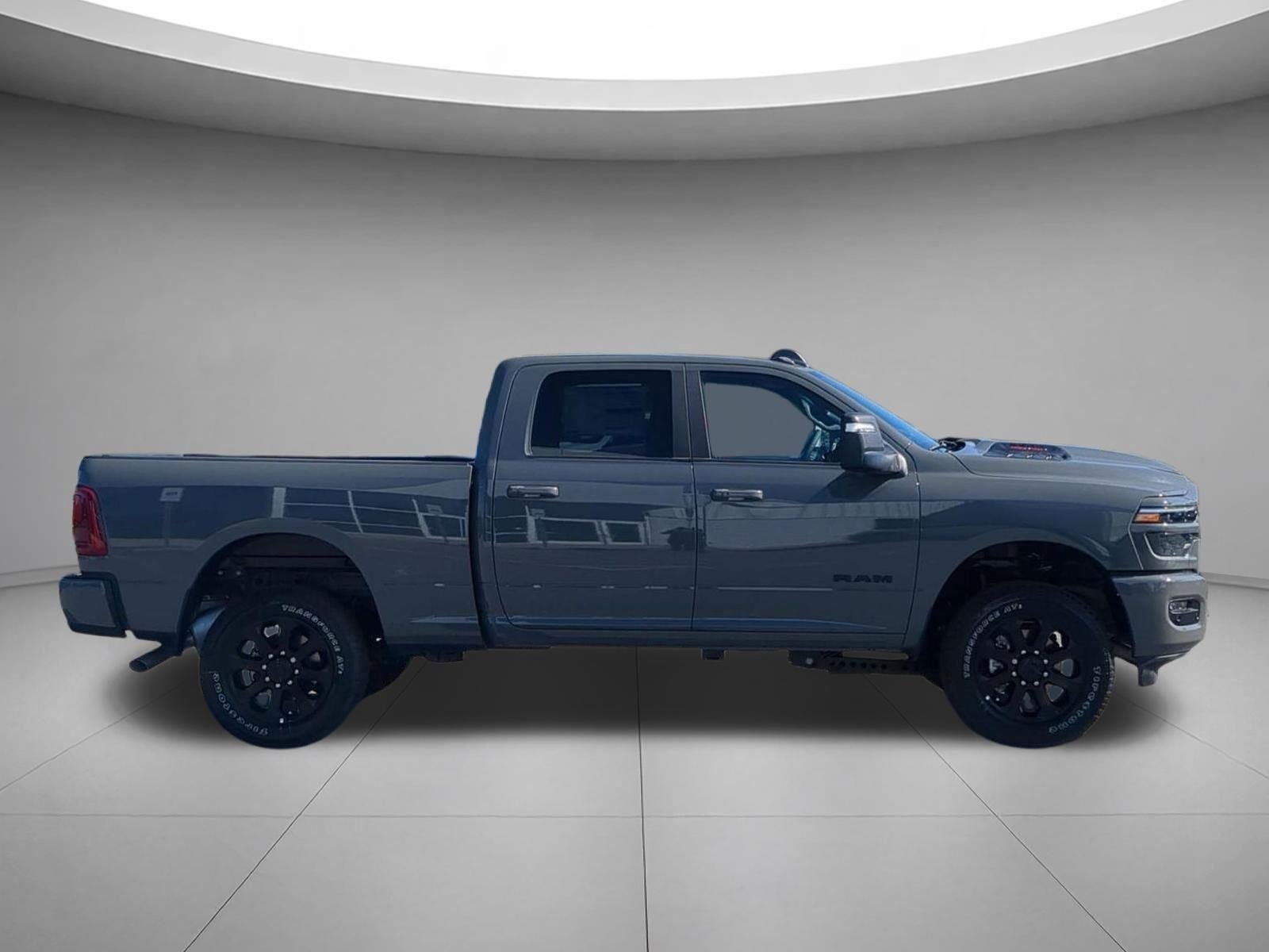 New 2026 Ceramic Gray Clear-Coat Exterior Paint RAM Laramie image 6