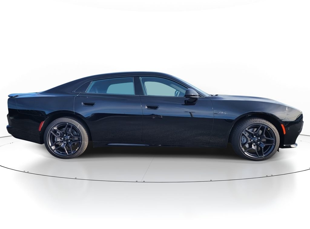 New 2026 Diamond Black Crystal Pearlcoat Dodge R/T Plus image 4