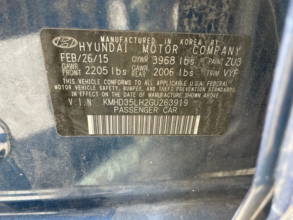 Used 2016 Blue Hyundai Base image 14