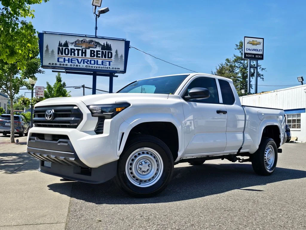 2024 Toyota Tacoma SR 4x2 XtraCab's photo
