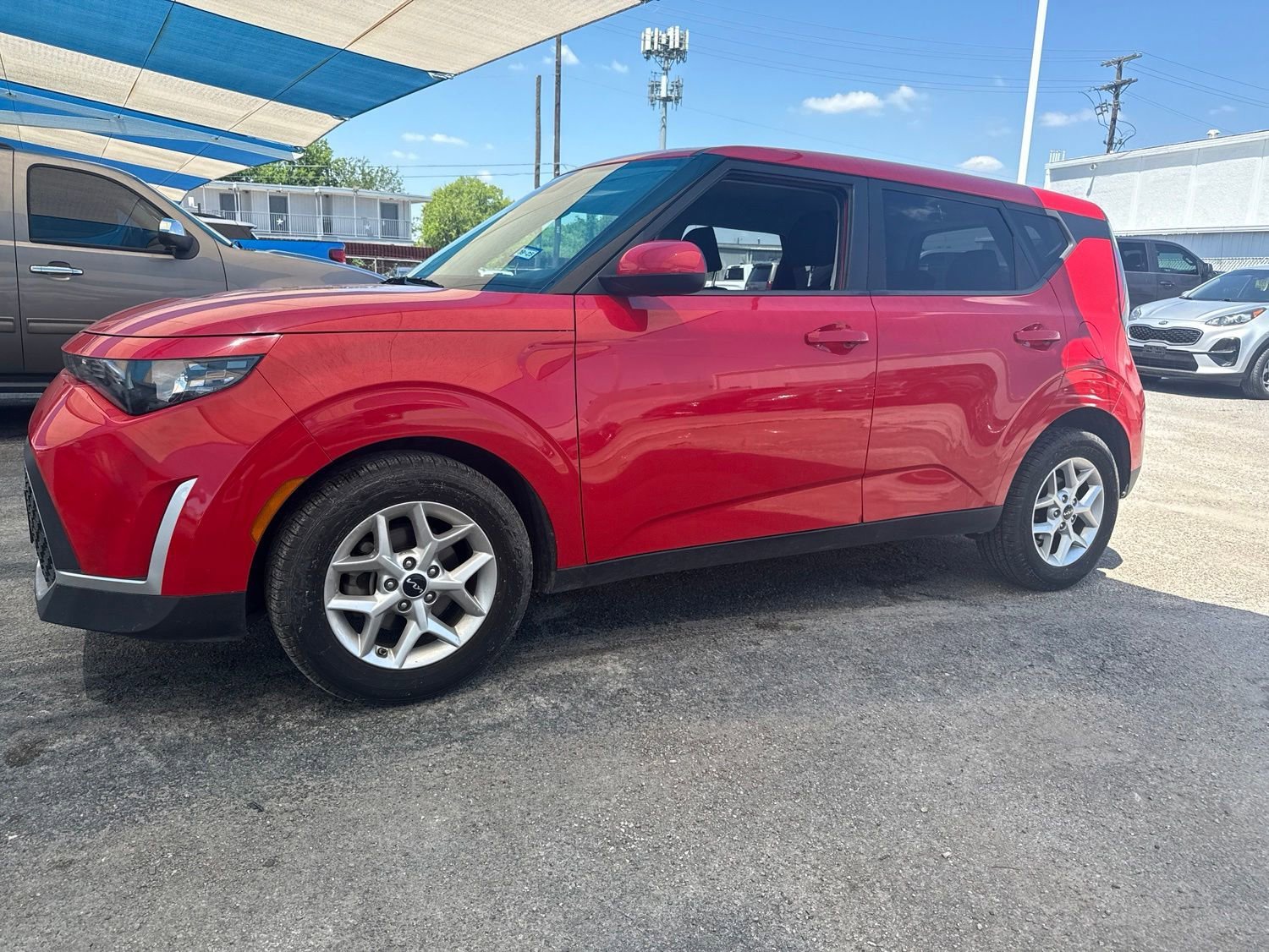 2023 Kia Soul 2.0L LX IVT's photo