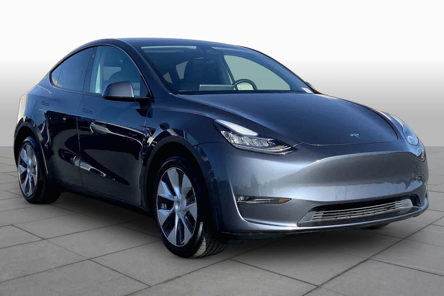 Used 2022 Tesla Model Y Long Range with VIN 7SAYGDEEXNF513052 for sale in Sacramento, CA