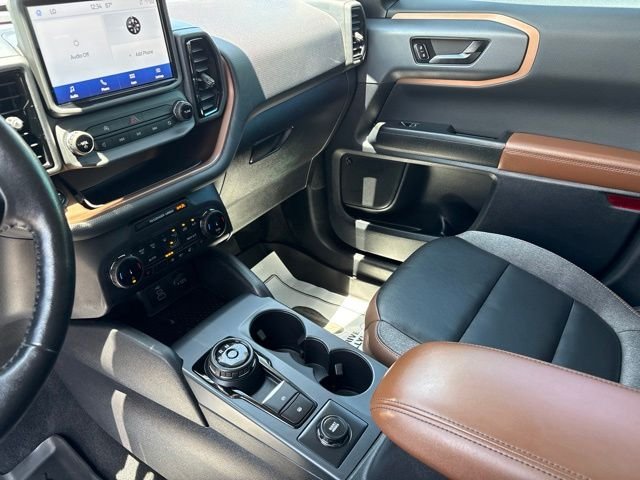 Used 2023 Black Ford Outer Banks image 18