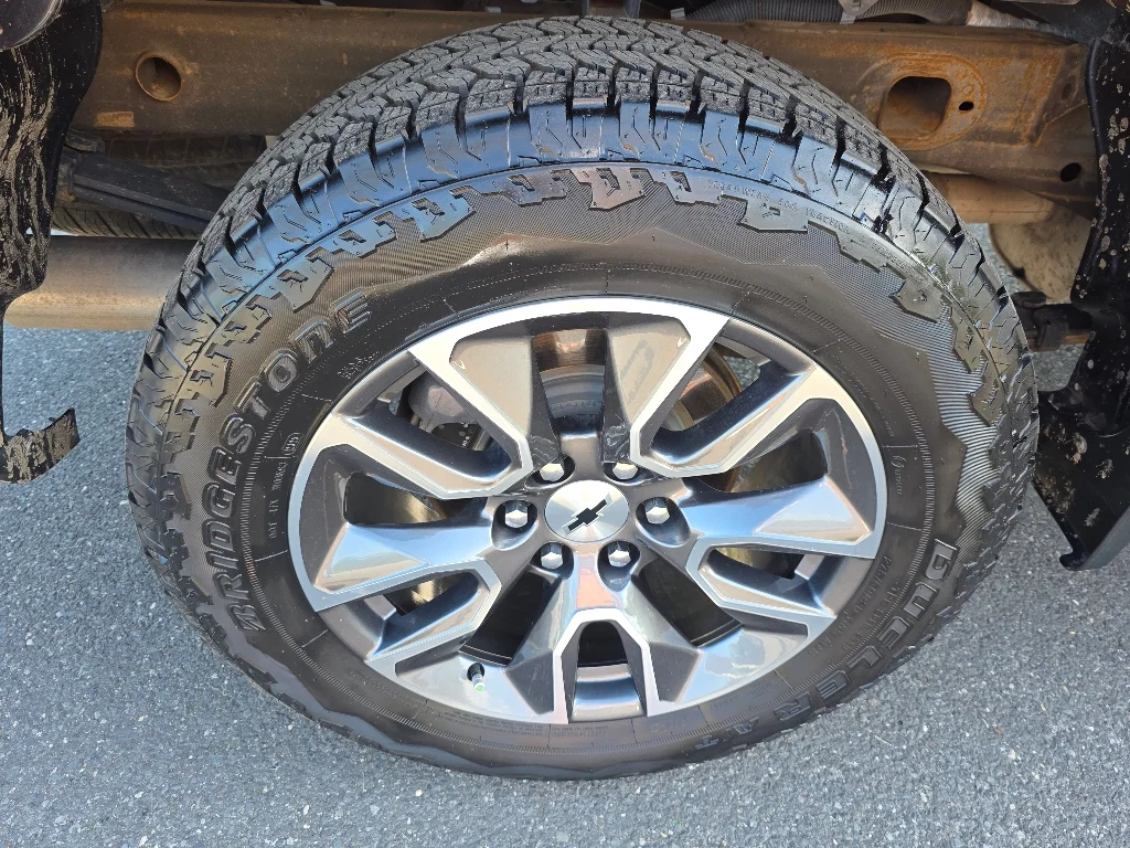 Used 2022 Dark Ash Metallic Chevrolet RST image 30