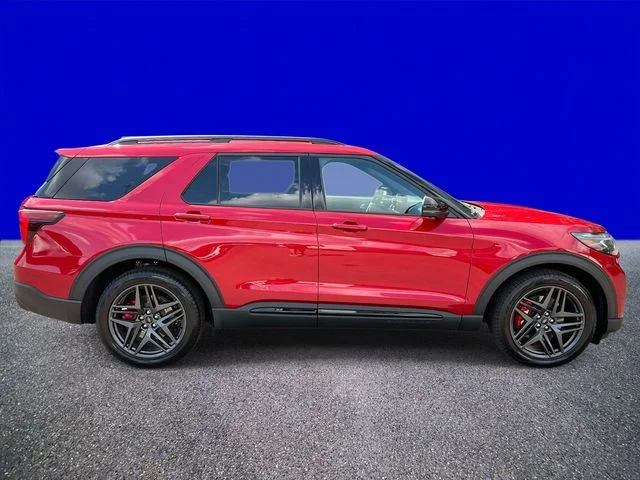 New 2026 Rapid Red Metallic Tinted Clearcoat Ford ST image 2