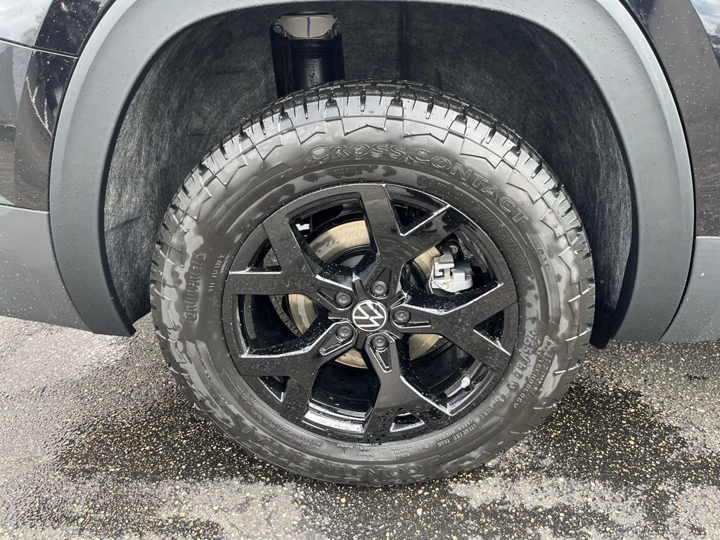 New 2026 Black Volkswagen 2.0T Peak Edition image 30