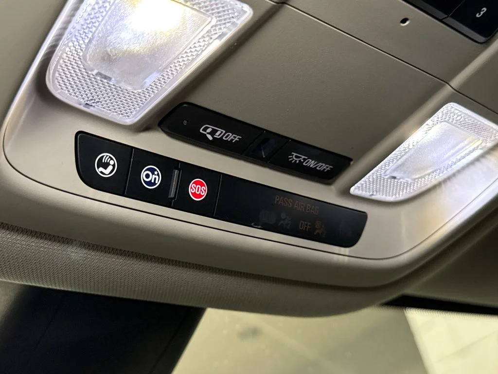 Used 2021 White Buick Premium Group image 28