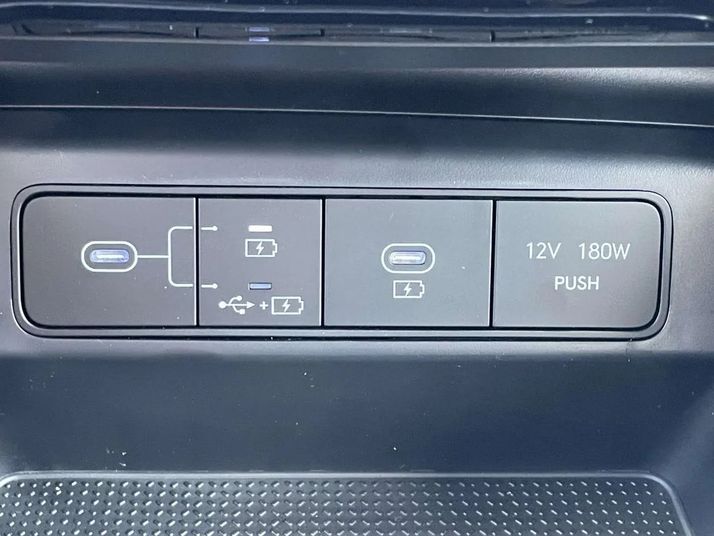 New 2026 White Hyundai SEL image 27