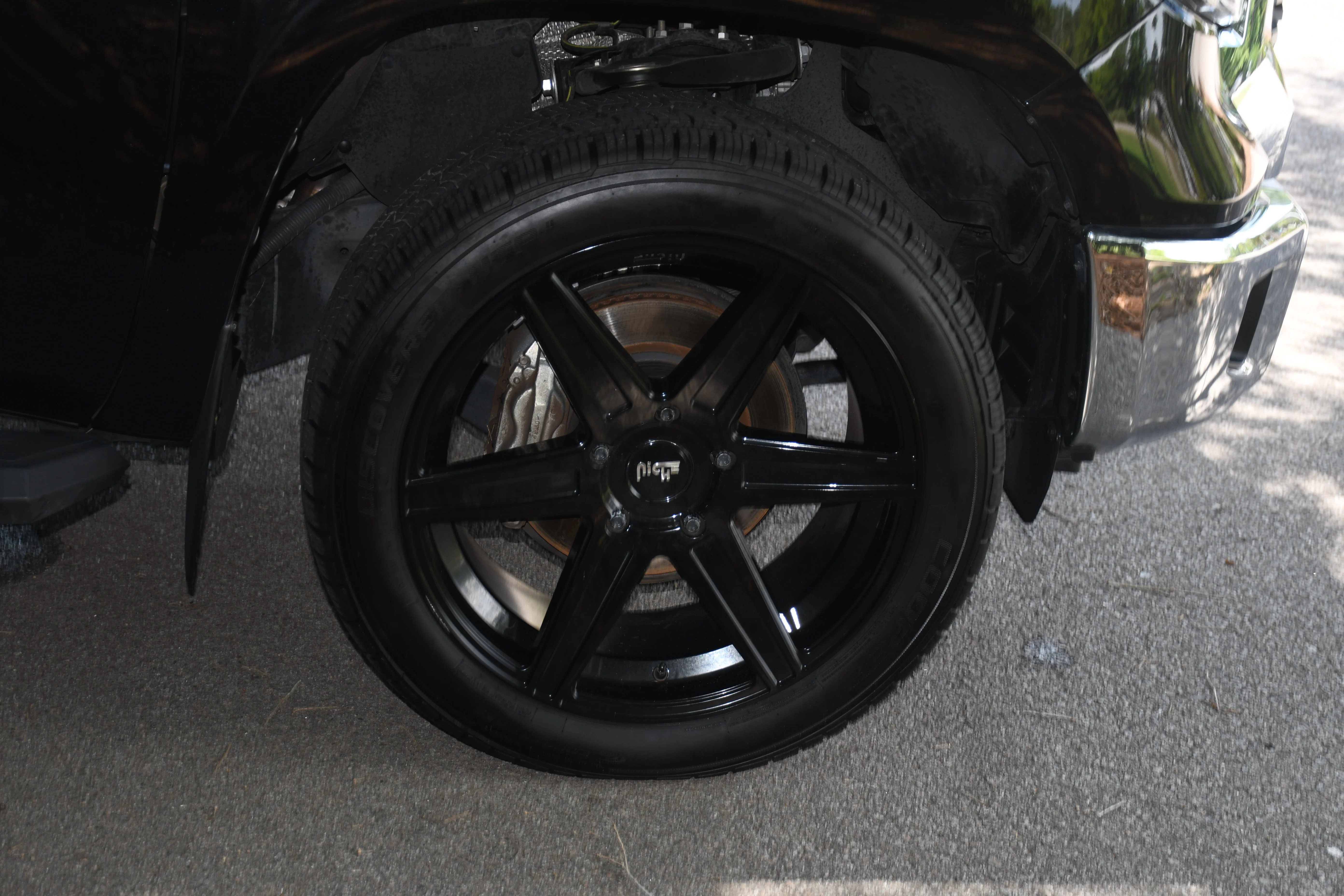 Used 2021 Black Toyota SR5 image 19
