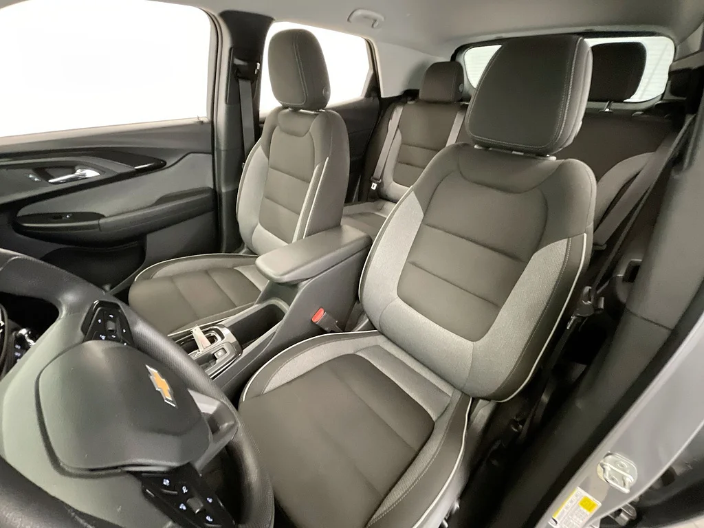 Used 2023 Sterling Gray Metallic Chevrolet LT image 19