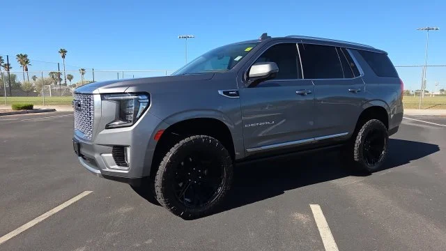Used 2021 Gray GMC Denali image 3