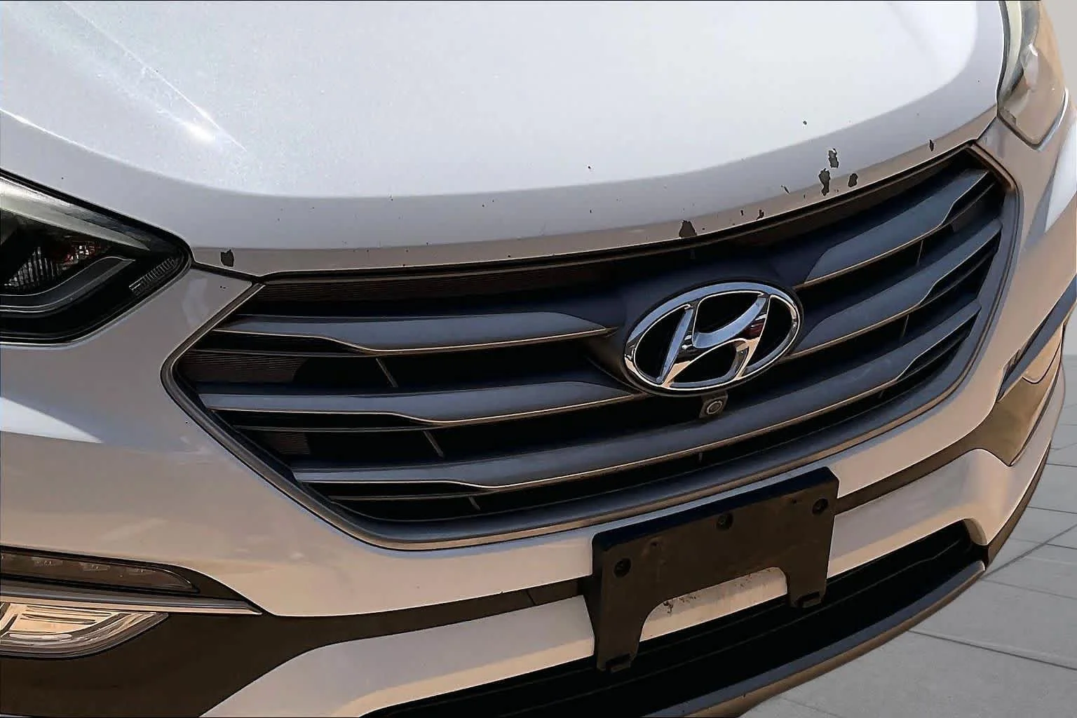 Used 2017 Frost White Pearl Hyundai 2.4L image 28