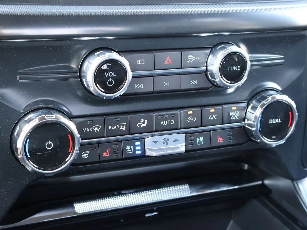 New 2026 Agate Black Metallic Ford Lariat® image 36