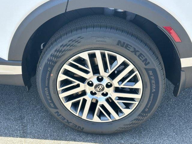 New 2026 Creamy White Pearl Hyundai SEL 8P image 17