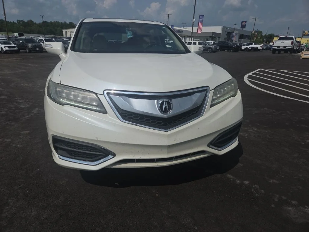 Used 2016  Acura Base image 2