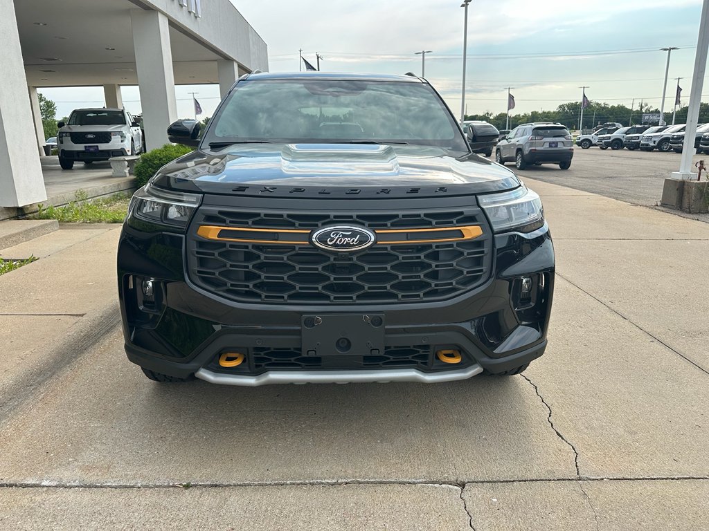 2026 Ford Explorer Tremor - Photo 8