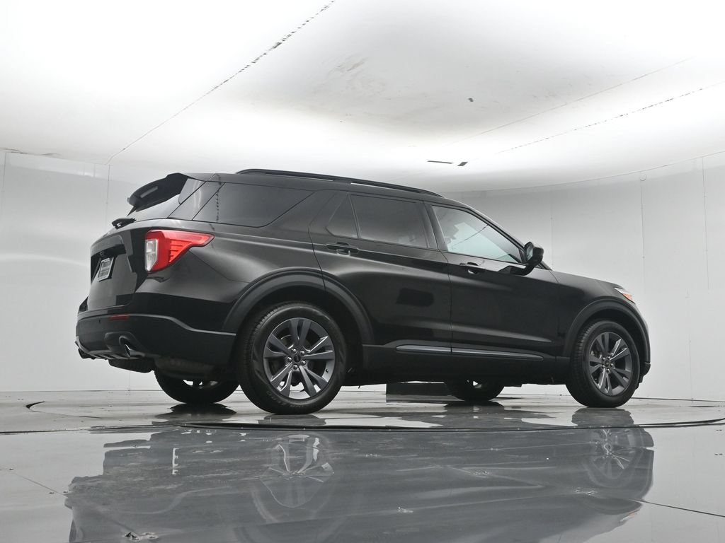 Certified Used 2023 Black Ford XLT image 56