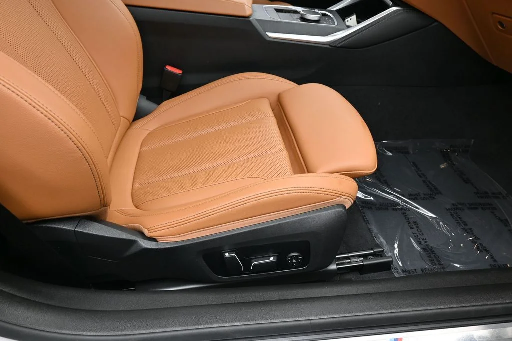 Used 2025 White Metallic BMW 430i xDrive image 37
