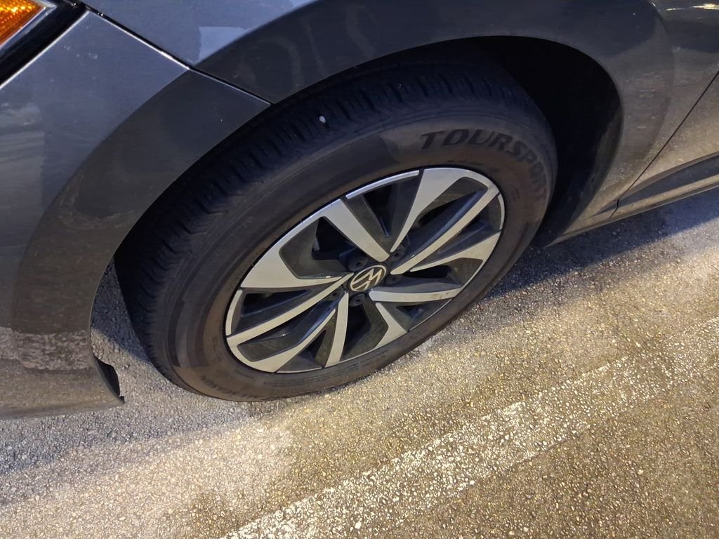 Certified Used 2024 Gray Volkswagen 1.5T S image 4