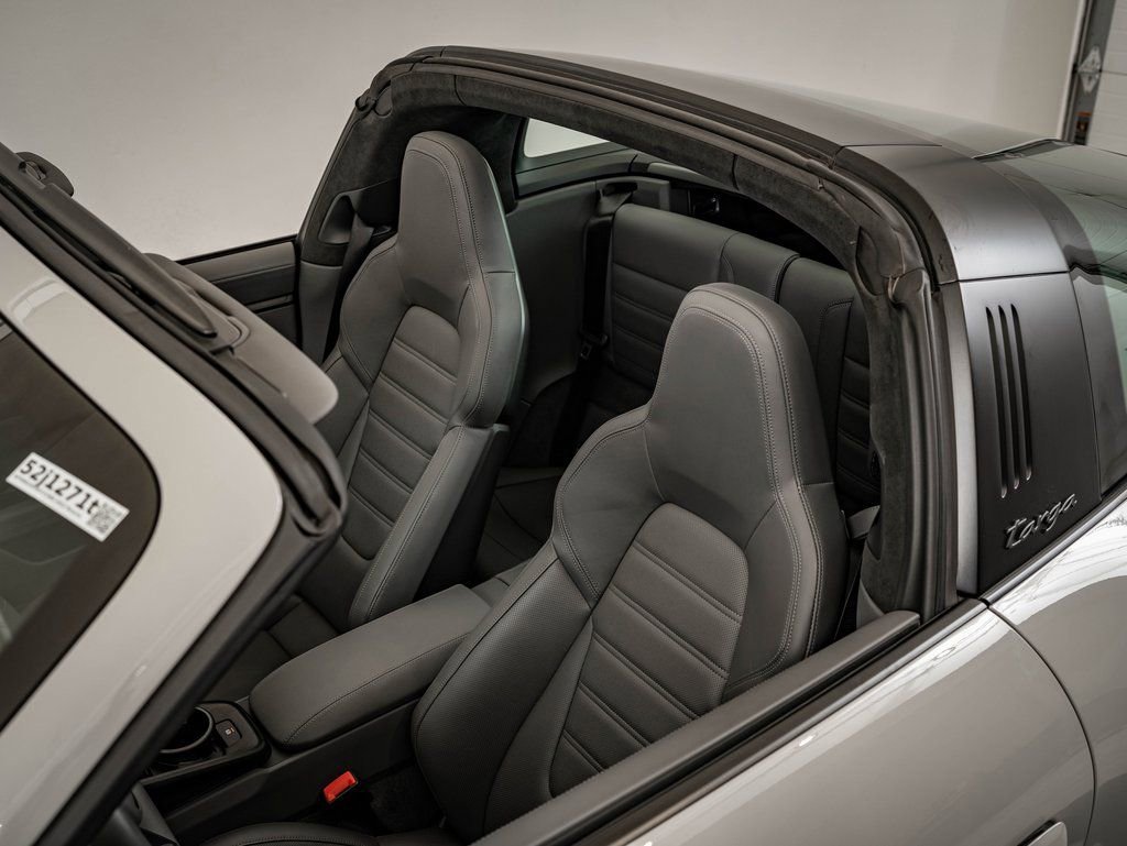 Used 2022 Chalk Porsche Targa 4 GTS image 19