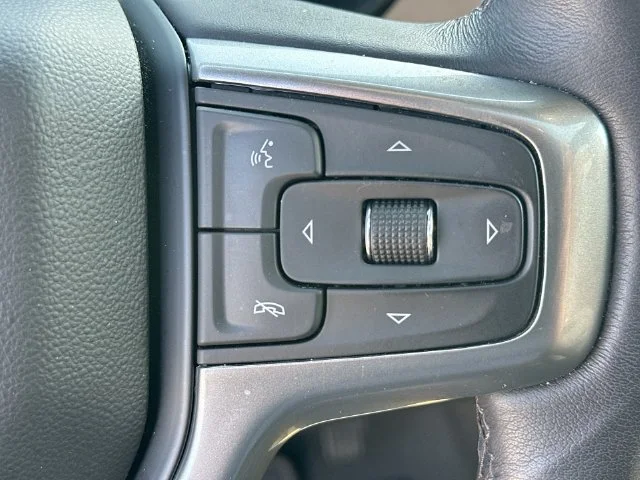 Used 2022 Red Chevrolet Premier image 50